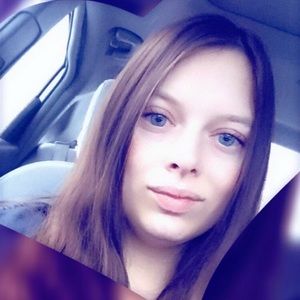 Meet your Posher, Lily